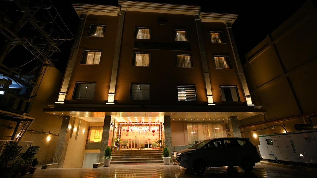 The Royal Class Hotel Gwalior Extérieur photo