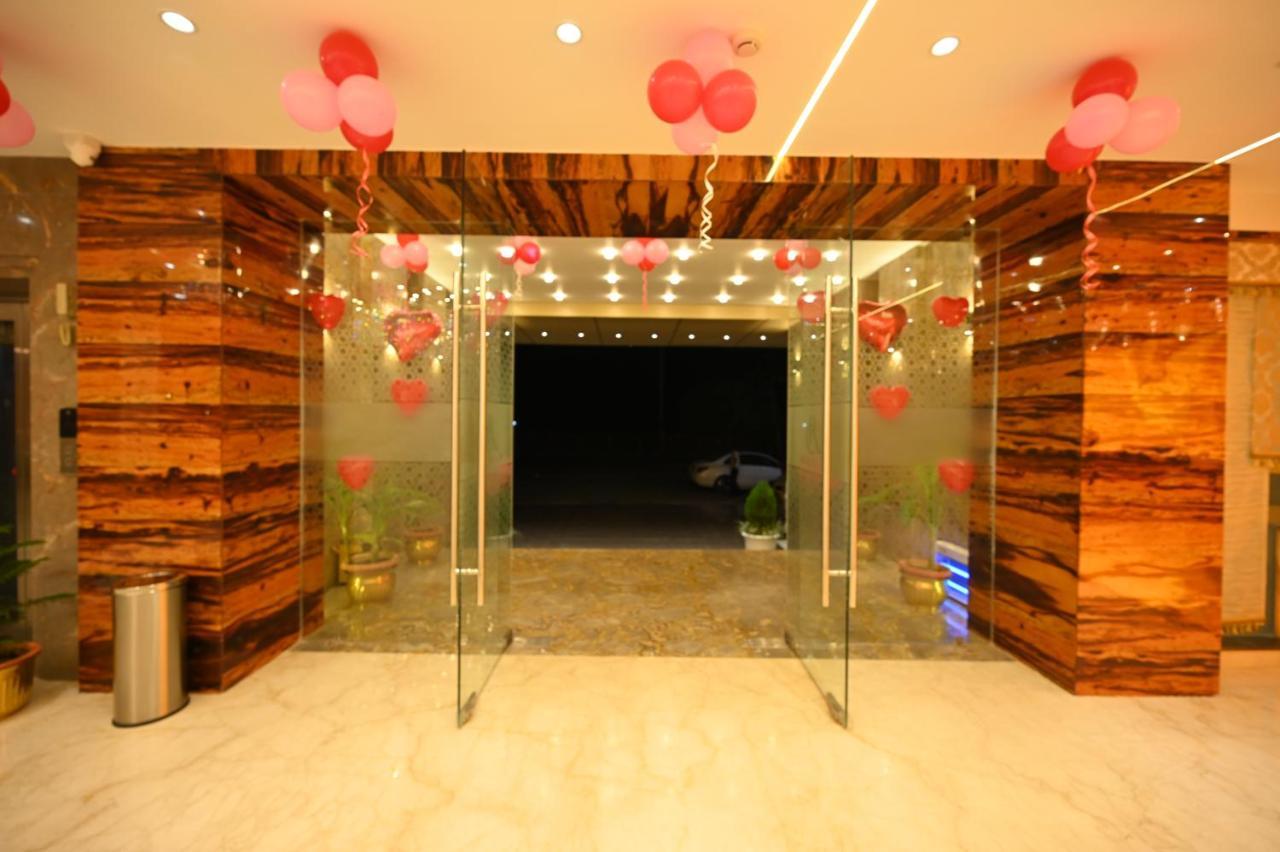 The Royal Class Hotel Gwalior Extérieur photo