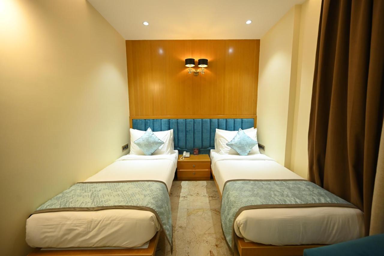 The Royal Class Hotel Gwalior Extérieur photo