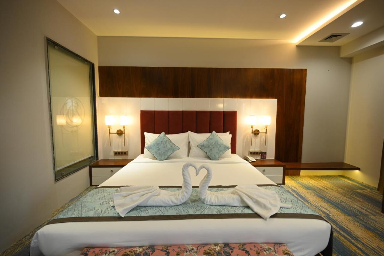 The Royal Class Hotel Gwalior Extérieur photo